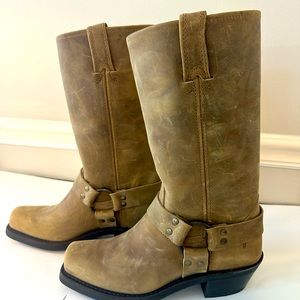 NWOT Frye Harness Brown Leather Square Toe Mid Calf Biker Women size 7 1/2